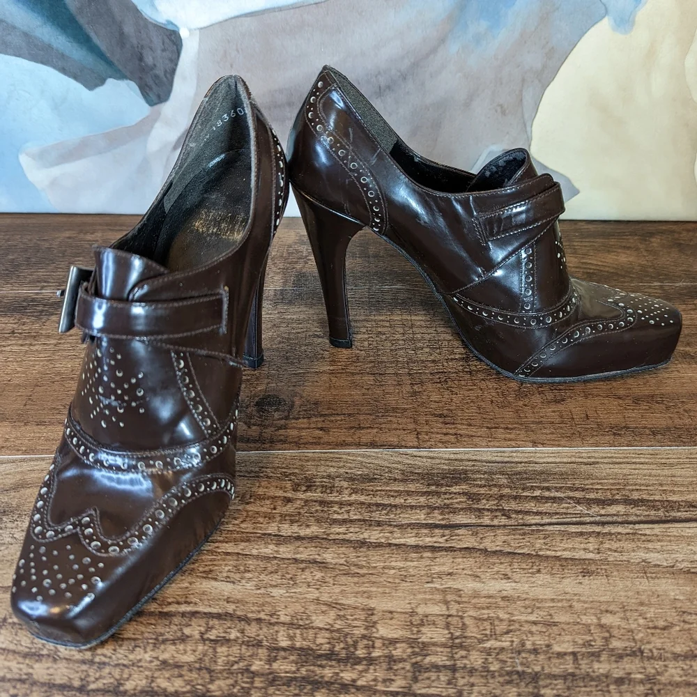 Vintage Stuart Weitzman Brown patent leather oxford heel - Picture 5 of 12